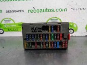 Recambio de caja reles / fusibles para peugeot 405 berlina 1.9 turbodiesel referencia OEM IAM 8204C3 9450537080 