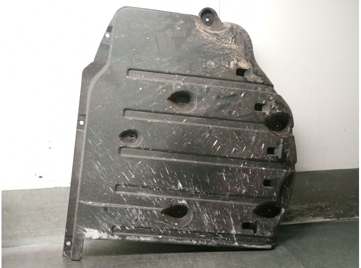 Recambio de cubrecarter para nissan juke (f16_) dig-t 117 referencia OEM IAM 748A26PA1A 748A26PA1A CESTA 37