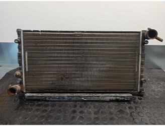 Recambio de radiador agua para seat ibiza referencia OEM IAM SE0211102A 883958WC VALEO