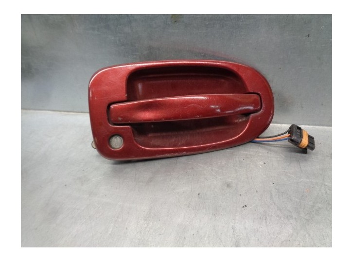Recambio de maneta exterior delantera derecha para chevrolet trans sport 3.4 v6 cat referencia OEM IAM 10322200 