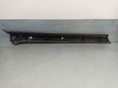 Recambio de molduras delanteras para land rover discovery 2.7 td v6 cat referencia OEM IAM D6B000145 