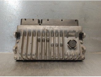 Recambio de centralita motor uce para toyota yaris 1.3 16v cat referencia OEM IAM 896610DP41 MB2756000611 DENSO