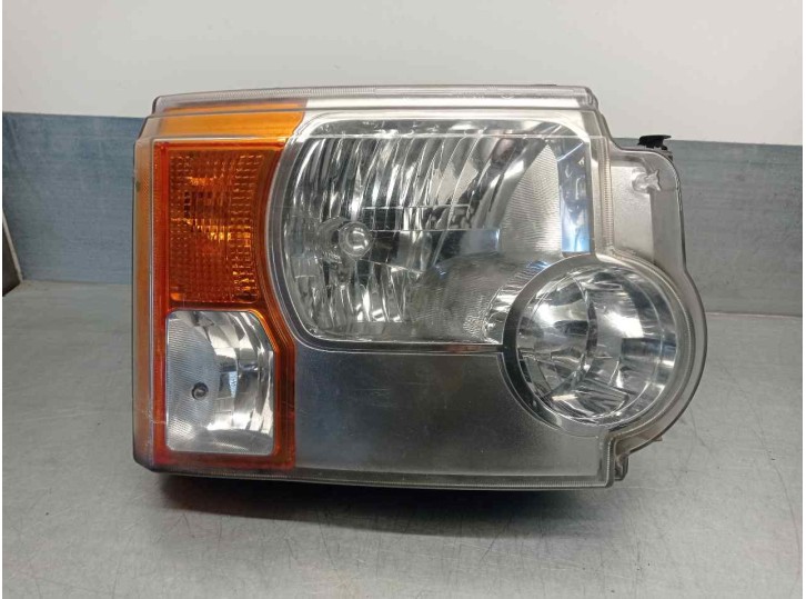 Replacement right headlight for Land Rover Discovery 2.7 TD V6 CAT OEM IAM reference XBC001062 5 DOORS