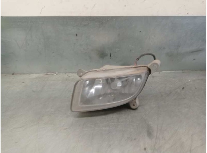 Replacement left front fog light for Hyundai Matrix (FC) 1.5 CRDi CAT OEM IAM reference 9220117000 