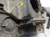Replacement right headlight for Land Rover Discovery 2.7 TD V6 cat OEM IAM reference XBC001062 5 DOORS