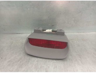 Recambio de luz central de freno para hyundai matrix (fc) 1.5 crdi cat referencia OEM IAM 9275017000LT 