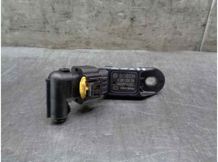 Replacement sensor for Fiat Doblo Cargo (223) 1.3 55kW OEM IAM reference 0261230284 BOSCH