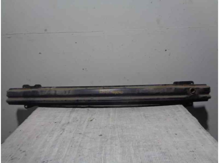 Replacement rear bumper reinforcement for Volkswagen Passat Variant (3C5) 2.0 TDI OEM IAM reference 3C9807305 STEEL 5 PU