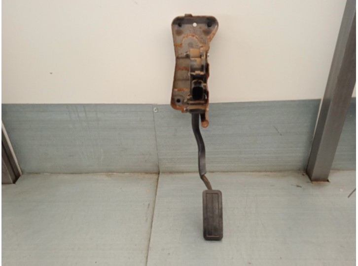 Recambio de potenciometro pedal para land rover discovery 2.7 td v6 cat referencia OEM IAM SLC500031 TFX10391 TELEFLEX