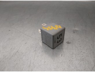 Replacement relay for Seat Leon (1M1) 1.6 16V OEM IAM reference 141951253B 
