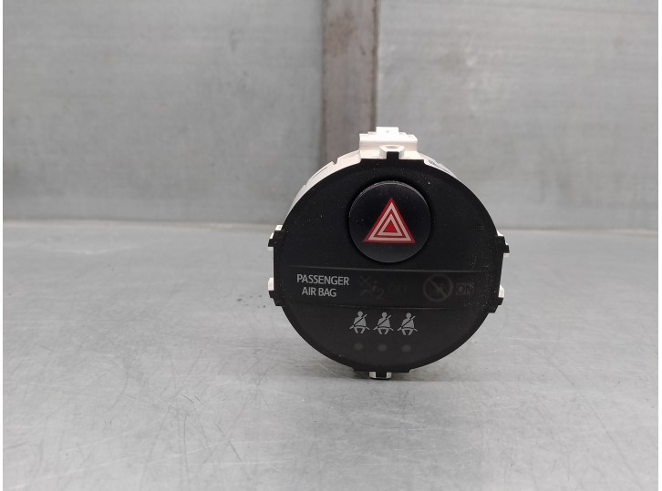 Recambio de warning para toyota yaris 1.3 16v cat referencia OEM IAM 839500D050 