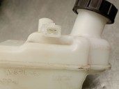 Replacement brake master cylinder for MG MG ZS SUV (AZS1) 1.5 VTi OEM IAM reference 06335651241 