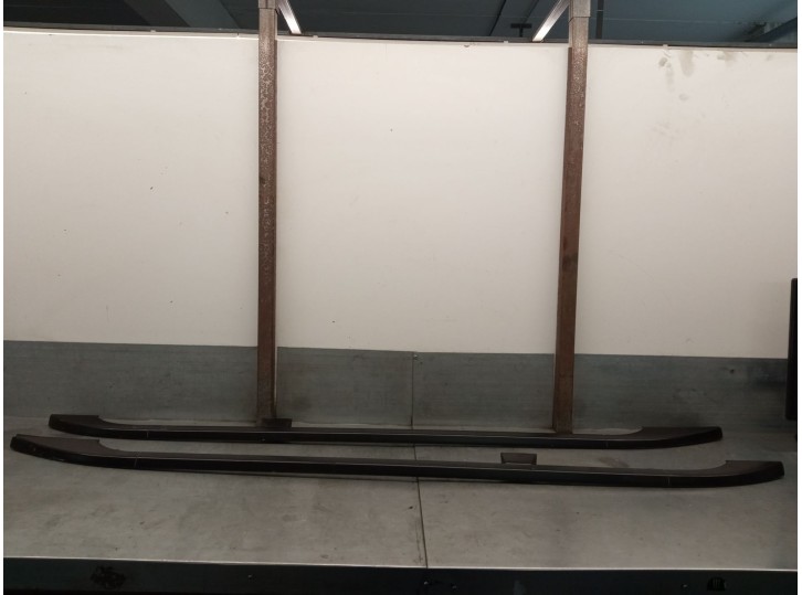 Recambio de portaequipajes para bmw x5 (e70) xdrive 35 d referencia OEM IAM 51137158529 51137158529 51137158530