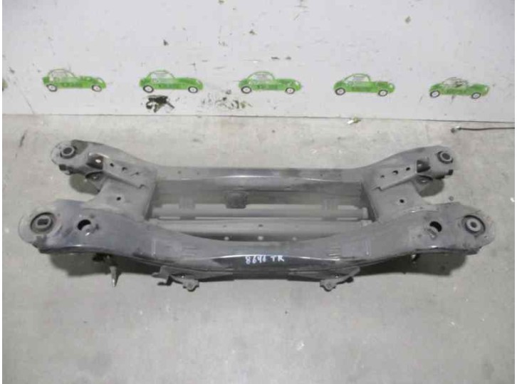 Recambio de puente trasero para toyota auris 1.8 16v (híbrido) referencia OEM IAM 5120602051 SOLO PUENTE BURRA 13