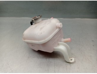 Replacement expansion tank for Kia Stonic (YB) 1.0 T-GDi OEM IAM reference 25430H8510 
