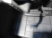 Recambio de apoyabrazos central para toyota auris 1.8 16v (híbrido) referencia OEM IAM 5891002160  