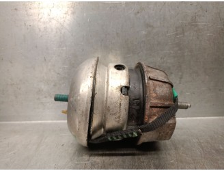 Recambio de soporte motor derecho para jaguar s-type 2.7 v6 diesel cat referencia OEM IAM 4R836A003CA XR82892 