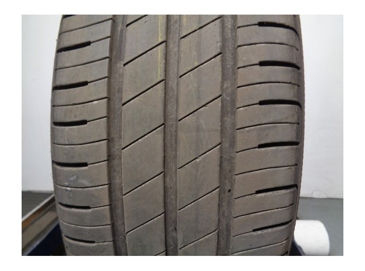 Recambio de neumatico/s para ford fiesta (cbk) 2.0 cat referencia OEM IAM 19545R1684V GOODYEAR EFFICIENT GRIP PERFORMANCE