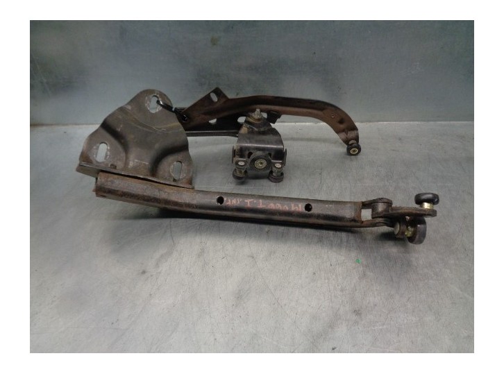 Recambio de bisagra puerta para chevrolet trans sport 3.4 v6 cat referencia OEM IAM   