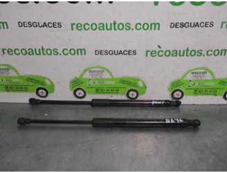 Replacement trunk / tailgate shock absorbers for Toyota Auris 1.8 16v (hybrid) OEM IAM reference 6895002130 