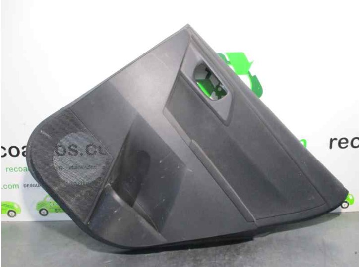 Recambio de guarnecido puerta trasera derecha para toyota auris 1.8 16v (híbrido) referencia OEM IAM 6777502380 6778702110 