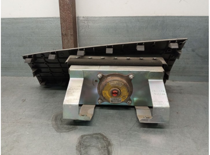 Recambio de airbag delantero derecho para ford ranger (et) 2.5 tdci cat referencia OEM IAM 5031446 5031446 