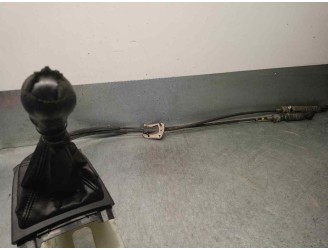 Recambio de palanca cambio para mitsubishi outlander (cw0) 2.0 di-d cat referencia OEM IAM 2450A022  