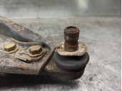 Replacement right front lower suspension arm for Renault 19 1.4 E7J 58kW OEM IAM reference 