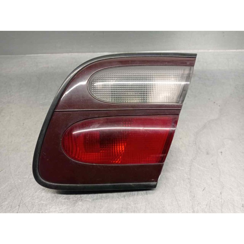 Recambio de piloto trasero derecho para nissan almera (n15) gx referencia OEM IAM 265542N328 DE PORTON 5 PUERTAS