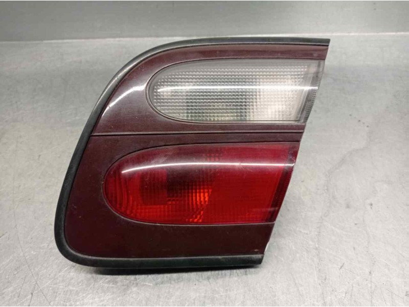 Recambio de piloto trasero derecho para nissan almera (n15) gx referencia OEM IAM 265542N328 DE PORTON 5 PUERTAS
