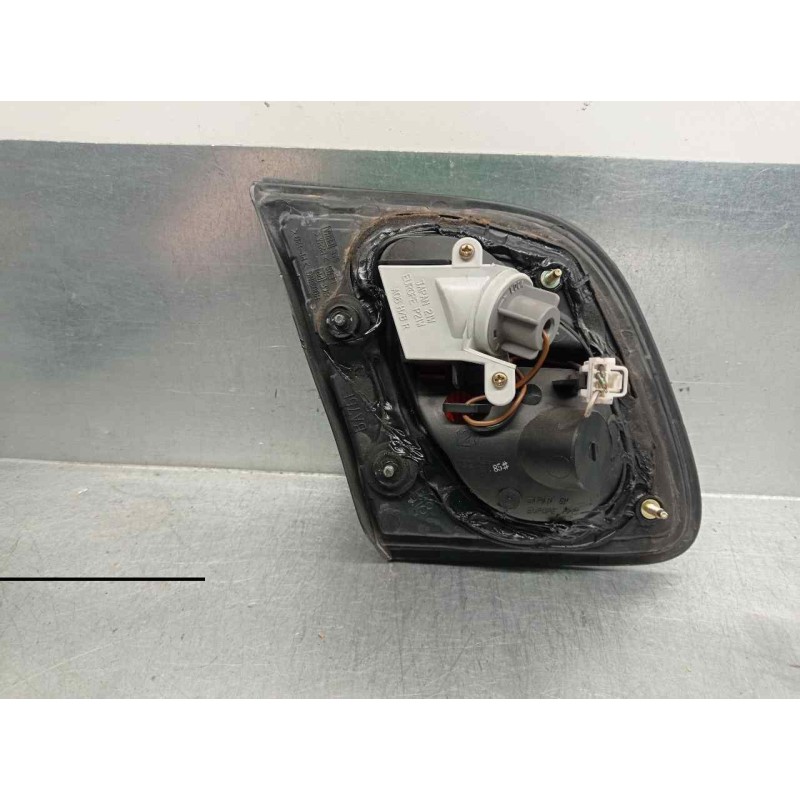 Recambio de piloto trasero derecho para nissan almera (n15) gx referencia OEM IAM 265542N328 DE PORTON 5 PUERTAS