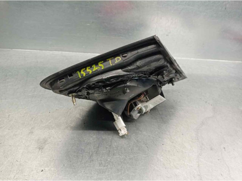Recambio de piloto trasero derecho para nissan almera (n15) gx referencia OEM IAM 265542N328 DE PORTON 5 PUERTAS