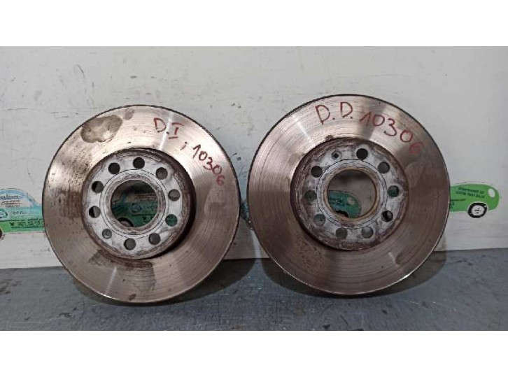 Replacement front brake disc for Fiat Punto Saloon (176) TD SX / TD 70 SX OEM IAM reference 