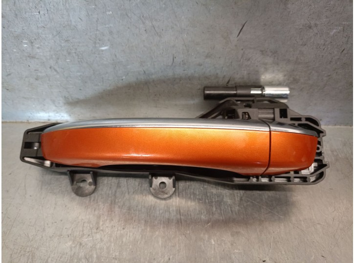 Replacement front left exterior door handle for MG MG ZS SUV (AZS1) 1.5 VTi OEM IAM reference 15S4C 15S4C 