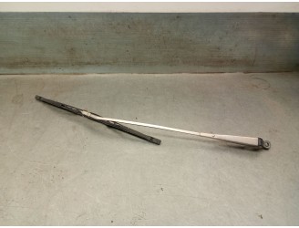 Replacement rear wiper arm for Ford Fiesta sedan/express OEM IAM reference 77FG17526FA 1571276 