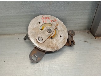 Recambio de retenedor puerta para land rover discovery 2.7 td v6 cat referencia OEM IAM BHF780032  