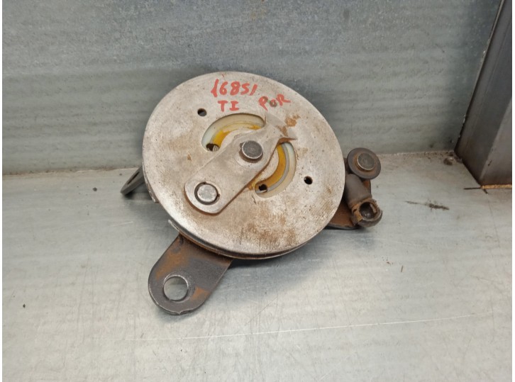 Recambio de retenedor puerta para land rover discovery 2.7 td v6 cat referencia OEM IAM BHF780032  