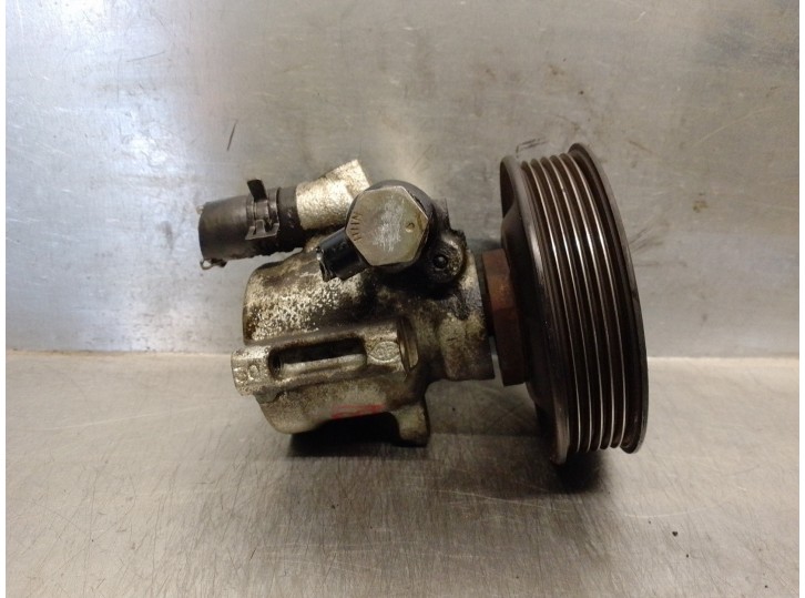 Recambio de bomba servodireccion para seat ibiza (6k1) 1.4 referencia OEM IAM 1H0422155E 26038513 