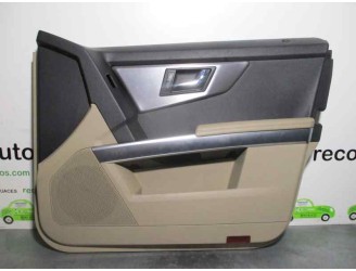 Recambio de guarnecido puerta delantera derecha para mercedes-benz clase glk (w204) glk 3.0 cdi cat referencia OEM IAM 204720986