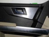 Recambio de guarnecido puerta delantera izquierda para mercedes-benz clase glk (w204) glk 3.0 cdi cat referencia OEM IAM 2047209