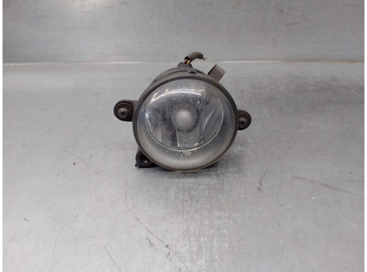 Replacement right fog light for Seat Ibiza (6L1) 1.4 TDI OEM IAM reference 6L0941699 