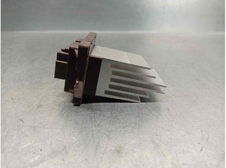 Recambio de resistencia calefaccion para kia cee´d 1.6 crdi cat referencia OEM IAM 972351E000 