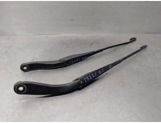 Recambio de brazo limpia delantero derecho para dacia logan ii 1.2 16v cat referencia OEM IAM 288805100R 288803876R 