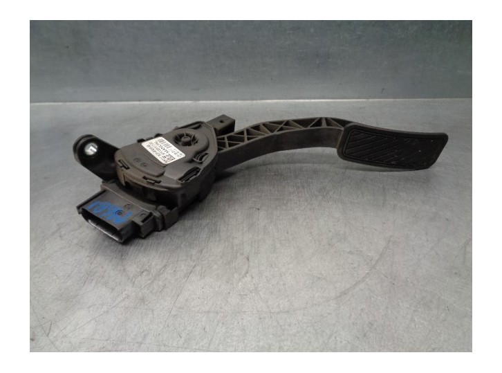 Recambio de potenciometro pedal para ford fiesta (cb1) 1.4 16v cat referencia OEM IAM 8V219F836AB 6PV00951720 