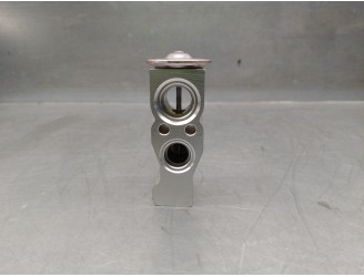 Recambio de valvula expansion para citroën berlingo referencia OEM IAM 6461K9 XS482465 