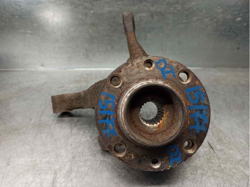 Recambio de mangueta delantera izquierda para lancia delta 1.3 referencia OEM IAM 82449291  