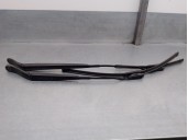 Recambio de brazo limpia delantero derecho para citroën c3 ii 1.2 12v referencia OEM IAM 9683381680 9683382180 