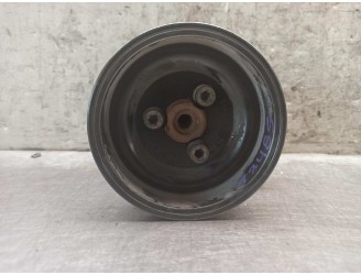 Replacement power steering pump for Volkswagen Polo Berlina (6N1) 1.4 OEM IAM reference 032145157A ZF
