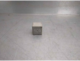 Recambio de rele para volkswagen golf iv berlina (1j1) 1.9 tdi referencia OEM IAM 1J0906381A RELE 109 