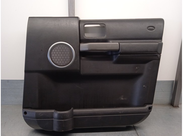 Recambio de guarnecido puerta delantera derecha para land rover discovery 2.7 td v6 cat referencia OEM IAM VBA500060 5 PUERTAS